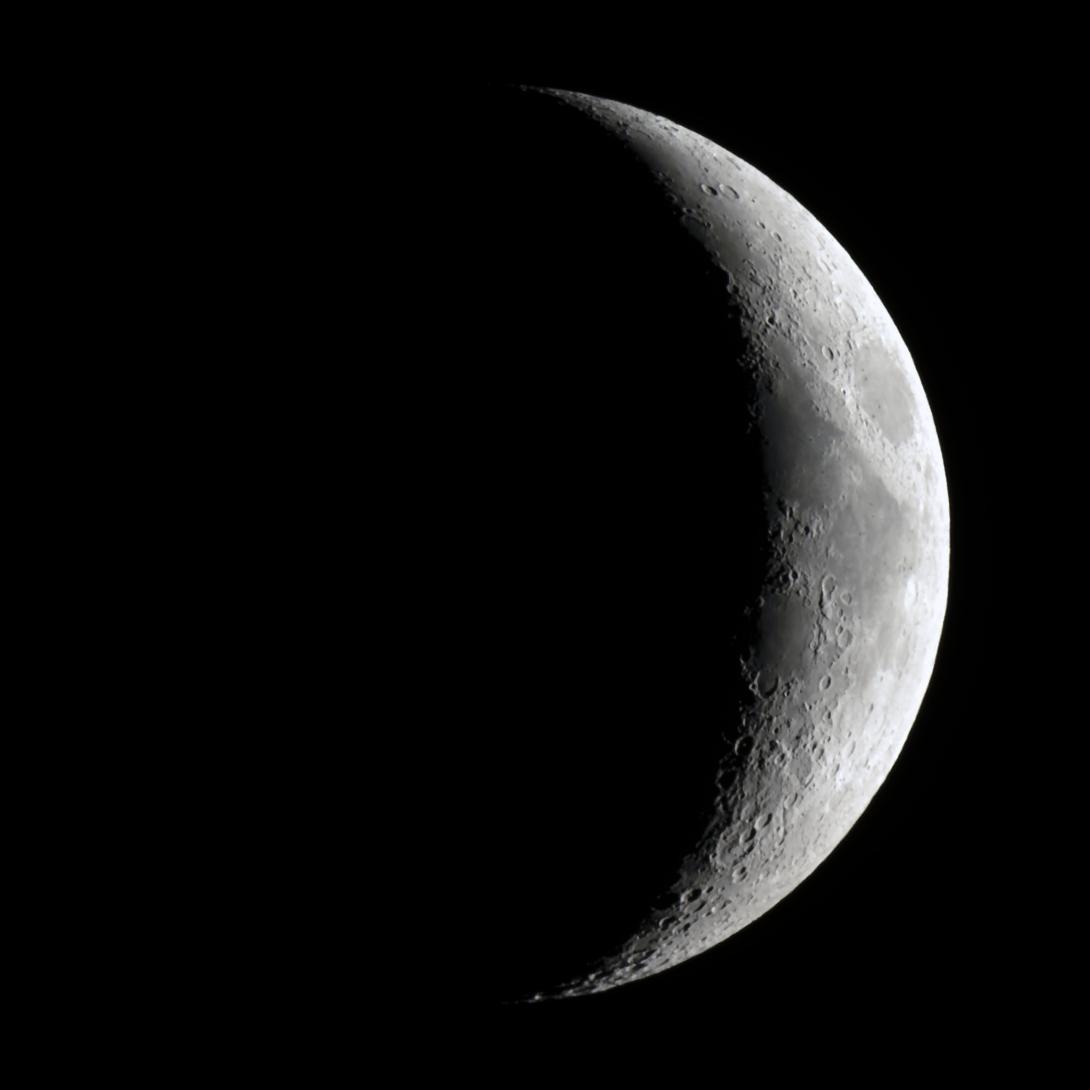 moon20220802